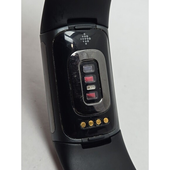 Fitbit Charge 5 Fitness Tracker GPS SpO2 Sleep Monitor Activity W/ Charger Watch - Picture 12 of 13
